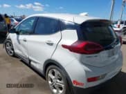 ✅ 2018 Chevrolet Bolt EV LT • VIN: 1G1FW6S09J4131763 • Lot: 41703138. Wystawiony na IAAI z przebiegiem 65 822 mil. Bezpłatny archiwum sprzedaży aukcyjnych z USA i szczegółowy raport historii pojazdu na DreamBid. Zdjęcie 3.