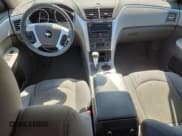 ✅ 2021 Chevrolet Traverse 1LT • VIN: 1GNKRGED9BJ102954 • Lot: 83990975. Listed on Copart with 196,552 mi. Free auction sales archive from the USA and detailed vehicle history report at DreamBid. Image 8.