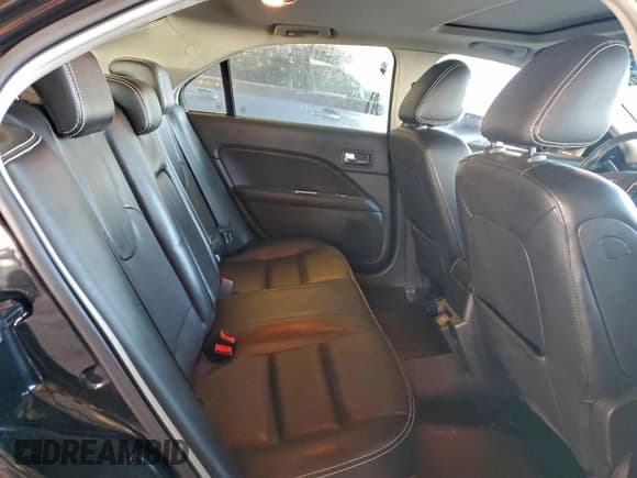 ✅ 2010 Ford Fusion Hybrid • VIN: 3FADP0L30AR133285 • Лот: 94795225. Опубликован ранее на Copart с пробегом 63 801 миль. Бесплатный доступ к архиву аукционных продаж из США и подробный отчёт об истории автомобиля на DreamBid. Изображение 10.