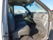 ✅ 2007 Ford F-350 XL • VIN: 1FTSF30537EA60369 • Лот: 43611067. Опубликован ранее на IAAI с пробегом 284 498 миль. Бесплатный доступ к архиву аукционных продаж из США и подробный отчёт об истории автомобиля на DreamBid. Изображение 5.