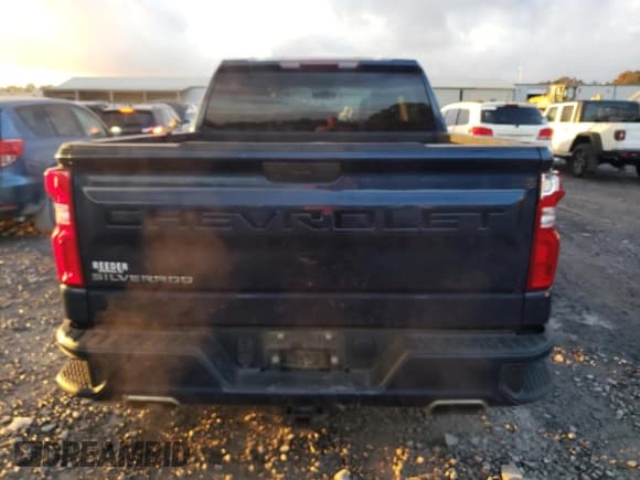 ✅ 2019 Chevrolet Silverado 1500 Custom • VIN: 3GCUYBEF0KG700103 • Lot: 78824654. Wystawiony na Copart z przebiegiem 69 011 mil. Bezpłatny archiwum sprzedaży aukcyjnych z USA i szczegółowy raport historii pojazdu na DreamBid. Zdjęcie 6.
