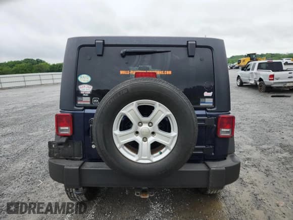 ✅ 2013 Jeep Wrangler Unlimited Sport • VIN: 1C4BJWDG9DL509685 • Lot: 58521415. Listed on Copart with 254,452 mi. Free auction sales archive from the USA and detailed vehicle history report at DreamBid. Image 6.