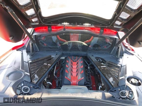 2021 Chevrolet Corvette 2LT с VIN 1G1YB2D42M5115027, выставлен на аукционе IAAI как лот 41484177 с пробегом 17 268 миль миль и . История ставок и продаж доступна на DreamBid. Изображение 10.