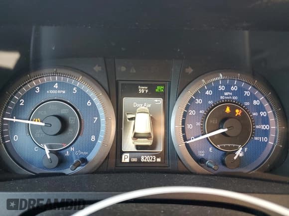 ✅ 2018 Toyota Sienna XLE Auto Access Seat • VIN: 5TDYZ3DC9JS960480 • Lot: 82390745. Listed on Copart with 82,023 mi. Free auction sales archive from the USA and detailed vehicle history report at DreamBid. Image 9.