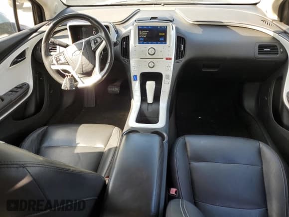 ✅ 2013 Chevrolet Volt • VIN: 1G1RB6E46DU115578 • Lot: 71659074. Wystawiony na Copart z przebiegiem 186 613 mil. Bezpłatny archiwum sprzedaży aukcyjnych z USA i szczegółowy raport historii pojazdu na DreamBid. Zdjęcie 8.