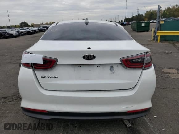 ✅ 2014 Kia Optima LX • VIN: KNAGM4AD6E5066829 • Lot: 84436945. Wystawiony na Copart z przebiegiem 141 518 mil. Bezpłatny archiwum sprzedaży aukcyjnych z USA i szczegółowy raport historii pojazdu na DreamBid. Zdjęcie 6.