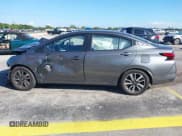 ✅ 2025 Nissan Versa SV • VIN: 3N1CN8EV7SL832218 • Lot: 43600594. Wystawiony na IAAI z przebiegiem 8 505 mil. Bezpłatny archiwum sprzedaży aukcyjnych z USA i szczegółowy raport historii pojazdu na DreamBid. Zdjęcie 15.