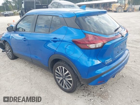 ✅ 2023 Nissan Kicks SV • VIN: 3N1CP5CV1PL474245 • Lot: 43397021. Listed on IAAI with 45,324 mi. Free auction sales archive from the USA and detailed vehicle history report at DreamBid. Image 3.