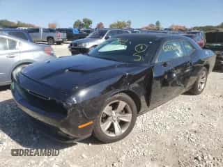 2015 Dodge Challenger SXT z VIN 2C3CDZAG1FH860791, wystawiony jako Copart lot #62349622 z przebiegiem 74 798 mil mil oraz . Historia ofert i sprzedaży dostępna na DreamBid. Obrazek 2.