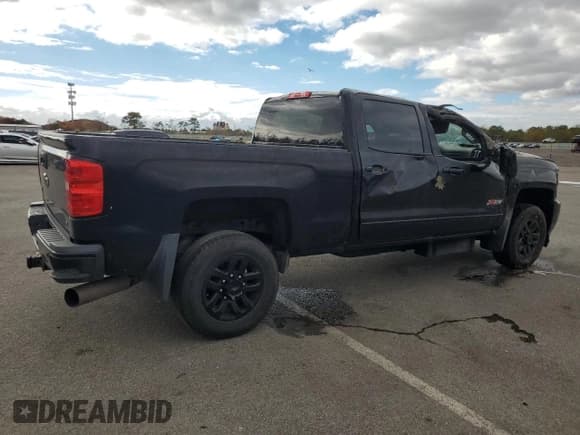 ✅ 2016 Chevrolet Silverado 2500HD LT • VIN: 1GC1KVE8XGF168827 • Лот: 85404635. Опубликован ранее на Copart с пробегом 177 260 миль. Бесплатный доступ к архиву аукционных продаж из США и подробный отчёт об истории автомобиля на DreamBid. Изображение 3.
