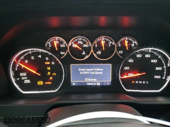 ✅ 2019 Chevrolet Silverado 1500 LT • VIN: 1GCRYDEK6KZ373138 • Lot: 84451935. Wystawiony na Copart z przebiegiem 76 846 mil. Bezpłatny archiwum sprzedaży aukcyjnych z USA i szczegółowy raport historii pojazdu na DreamBid. Zdjęcie 9.