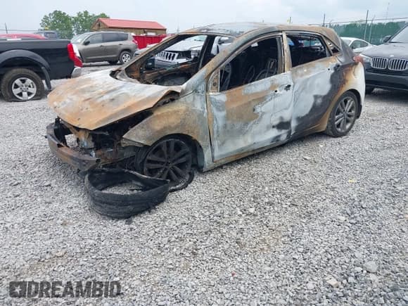 ✅ 2016 Hyundai Elantra • VIN: KMHD35LH1GU303830 • Lot: 42425639. Listed on IAAI with 102,775 mi. Free auction sales archive from the USA and detailed vehicle history report at DreamBid. Image 2.