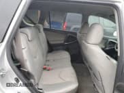 ✅ 2010 Toyota RAV4 • VIN: JTMBF4DV6AD030523 • Лот: 54588625. Опубликован ранее на Copart с пробегом 189 204 миль. Бесплатный доступ к архиву аукционных продаж из США и подробный отчёт об истории автомобиля на DreamBid. Изображение 10.