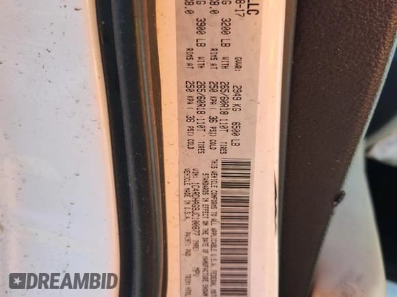 ✅ 2018 Dodge Durango SXT • VIN: 1C4RDHAG9JC100877 • Лот: 70054305. Опубликован ранее на Copart с пробегом Не указан. Бесплатный доступ к архиву аукционных продаж из США и подробный отчёт об истории автомобиля на DreamBid. Изображение 13.