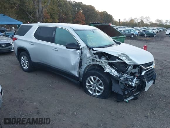 ✅ 2021 Chevrolet Traverse LS • VIN: 1GNEVFKWXMJ135294 • Lot: 43490008. Wystawiony na IAAI z przebiegiem 71 281 mil. Bezpłatny archiwum sprzedaży aukcyjnych z USA i szczegółowy raport historii pojazdu na DreamBid. Zdjęcie 6.