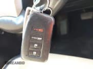 ✅ 2015 Lexus NX 200t • VIN: JTJYARBZ6F2017184 • Lot: 43388256. Wystawiony na IAAI z przebiegiem 101 887 mil. Bezpłatny archiwum sprzedaży aukcyjnych z USA i szczegółowy raport historii pojazdu na DreamBid. Zdjęcie 11.