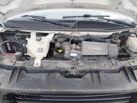 ✅ 2015 GMC Savana Cargo • VIN: 1GTZ7TCG2F1279676 • Lot: 41297824. Wystawiony na IAAI z przebiegiem 328 683 mil. Bezpłatny archiwum sprzedaży aukcyjnych z USA i szczegółowy raport historii pojazdu na DreamBid. Zdjęcie 10.