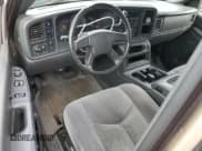 ✅ 2006 Chevrolet Silverado 1500 LT2 • VIN: 1GCEK19B06Z179607 • Лот: 55484885. Опубликован ранее на Copart с пробегом 193 003 миль. Бесплатный доступ к архиву аукционных продаж из США и подробный отчёт об истории автомобиля на DreamBid. Изображение 8.