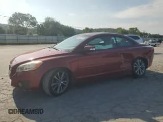 ✅ 2011 Volvo C70 • VIN: YV1672MC2BJ117611 • Лот: 66201595. Опубликован ранее на Copart с пробегом 79 363 миль. Бесплатный доступ к архиву аукционных продаж из США и подробный отчёт об истории автомобиля на DreamBid. Изображение 1.