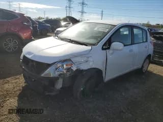 ✅ 2009 Nissan Versa S • VIN: 3N1BC13E59L410809 • Lot: 90310685. Listed on Copart with 53,543 mi. Free auction sales archive from the USA and detailed vehicle history report at DreamBid. Image 1.