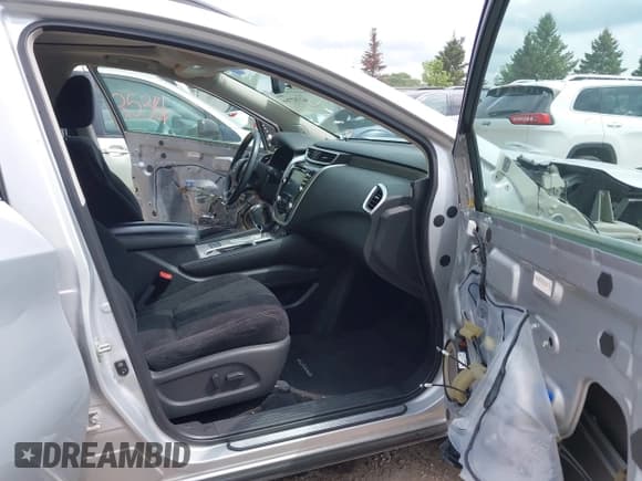 ✅ 2018 Nissan Murano Platinum • VIN: 5N1AZ2MH5JN155150 • Lot: 42752766. Listed on IAAI with Not provided. Free auction sales archive from the USA and detailed vehicle history report at DreamBid. Image 5.