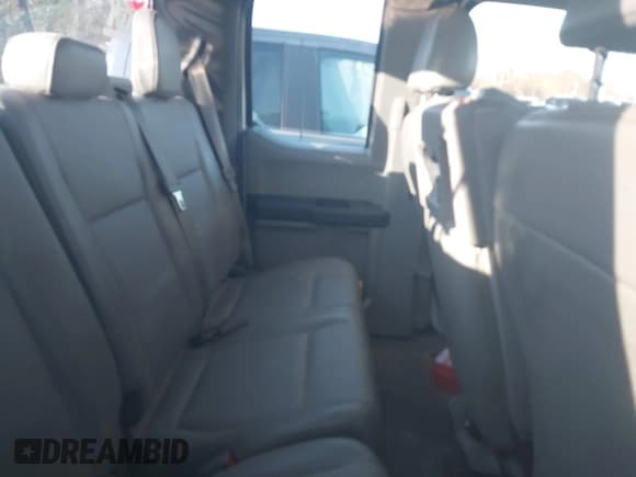 ✅ 2017 Ford F-150 XL • VIN: 1FTEX1E89HFC29307 • Лот: 43764386. Опубликован ранее на IAAI с пробегом 159 370 миль. Бесплатный доступ к архиву аукционных продаж из США и подробный отчёт об истории автомобиля на DreamBid. Изображение 8.