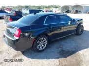 ✅ 2017 Chrysler 300 Limited • VIN: 2C3CCAAG9HH665058 • Lot: 43504589. Listed on IAAI with 110,355 mi. Free auction sales archive from the USA and detailed vehicle history report at DreamBid. Image 4.
