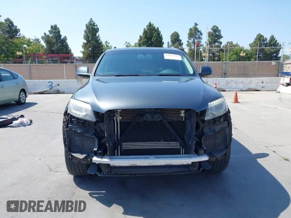 ✅ 2014 Audi Q7 Premium Plus • VIN: WA1LGBFE3ED013472 • Lot: 42435375. Listed on IAAI with 115,057 mi. Free auction sales archive from the USA and detailed vehicle history report at DreamBid. Image 13.