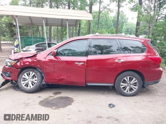 ✅ 2018 Nissan Pathfinder S • VIN: 5N1DR2MNXJC619242 • Лот: 42436666. Опубликован ранее на IAAI с пробегом 116 972 миль. Бесплатный доступ к архиву аукционных продаж из США и подробный отчёт об истории автомобиля на DreamBid. Изображение 14.