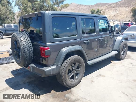 ✅ 2021 Jeep Wrangler Unlimited Sport S • VIN: 1C4HJXDN4MW596523 • Лот: 43094668. Опубликован ранее на IAAI с пробегом 128 511 миль. Бесплатный доступ к архиву аукционных продаж из США и подробный отчёт об истории автомобиля на DreamBid. Изображение 4.