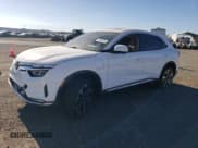 ✅ 2024 VinFast VF 8 Plus • VIN: RLLV1AFA6RH009038 • Lot: 79879874. Wystawiony na Copart z przebiegiem 1 467 mil. Bezpłatny archiwum sprzedaży aukcyjnych z USA i szczegółowy raport historii pojazdu na DreamBid. Zdjęcie 1.