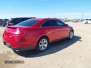 ✅ 2011 Ford Taurus SHO • VIN: 1FAHP2KTXBG100897 • Lot: 43458045. Wystawiony na IAAI z przebiegiem 109 468 mil. Bezpłatny archiwum sprzedaży aukcyjnych z USA i szczegółowy raport historii pojazdu na DreamBid. Zdjęcie 4.