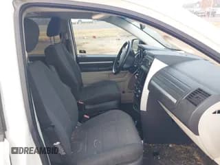 ✅ 2008 Dodge Grand Caravan SXT • VIN: 1D8HN54PX8B125596 • Lot: 43754059. Listed on IAAI with 124,926 mi. Free auction sales archive from the USA and detailed vehicle history report at DreamBid. Image 5.