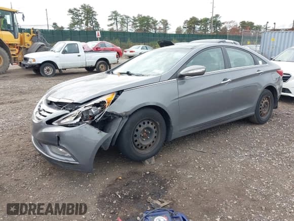 ✅ 2012 Hyundai Sonata SE • VIN: 5NPEC4AB8CH441662 • Лот: 43575168. Опубликован ранее на IAAI с пробегом 146 675 миль. Бесплатный доступ к архиву аукционных продаж из США и подробный отчёт об истории автомобиля на DreamBid. Изображение 2.