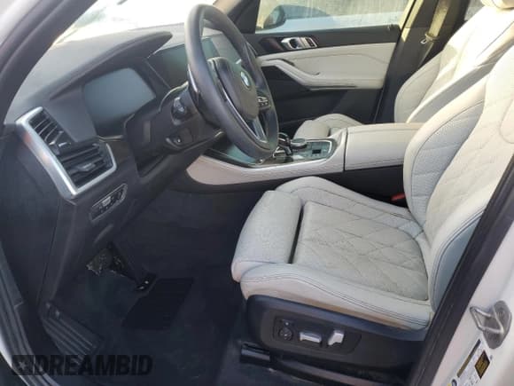 ✅ 2007 Toyota Tundra Limited • VIN: 5TFRT58127X012032 • Lot: 77693804. Listed on Copart with 103,710 mi. Free auction sales archive from the USA and detailed vehicle history report at DreamBid. Image 7.