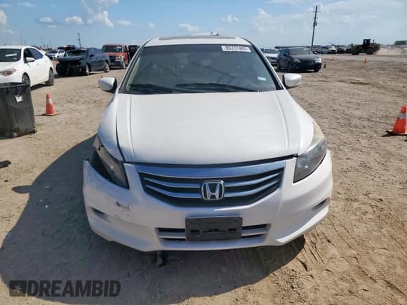 ✅ 2012 Honda Accord EX-L • VIN: 1HGCP3F82CA041592 • Лот: 85731865. Опубликован ранее на Copart с пробегом 124 244 миль. Бесплатный доступ к архиву аукционных продаж из США и подробный отчёт об истории автомобиля на DreamBid. Изображение 5.