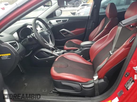 ✅ 2012 Hyundai Veloster w/Red Int • VIN: KMHTC6AD0CU033002 • Lot: 78749824. Wystawiony na Copart z przebiegiem 164 461 mil. Bezpłatny archiwum sprzedaży aukcyjnych z USA i szczegółowy raport historii pojazdu na DreamBid. Zdjęcie 7.