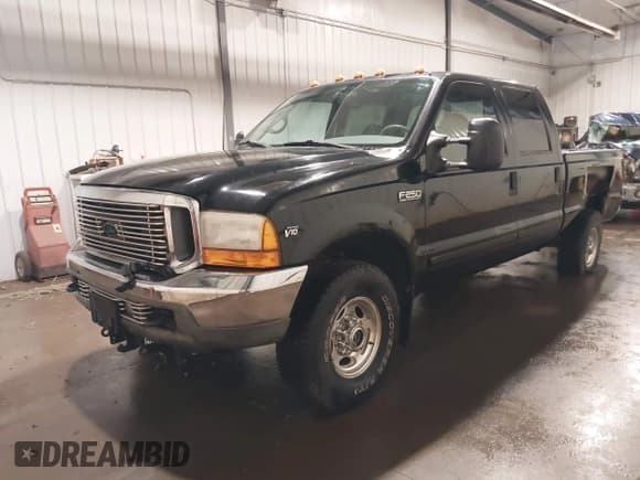 ✅ 2001 Ford F-250 XL • VIN: 3FTNW21S41MA58207 • Lot: 39666011. Wystawiony na IAAI z przebiegiem 171 738 mil. Bezpłatny archiwum sprzedaży aukcyjnych z USA i szczegółowy raport historii pojazdu na DreamBid. Zdjęcie 2.