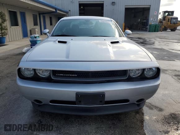 ✅ 2012 Dodge Challenger SXT • VIN: 2C3CDYAG6CH162098 • Lot: 43852645. Wystawiony na Copart z przebiegiem 116 458 mil. Bezpłatny archiwum sprzedaży aukcyjnych z USA i szczegółowy raport historii pojazdu na DreamBid. Zdjęcie 5.