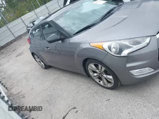 ✅ 2013 Hyundai Veloster w/Black Int • VIN: KMHTC6AD3DU118515 • Лот: 43223223. Опубликован ранее на IAAI с пробегом 109 568 миль. Бесплатный доступ к архиву аукционных продаж из США и подробный отчёт об истории автомобиля на DreamBid. Изображение 1.