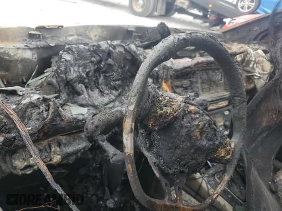 ✅ 2018 Hyundai Ioniq Limited • VIN: KMHC85LC0JU059757 • Lot: 82236674. Wystawiony na Copart z przebiegiem Nie podano. Bezpłatny archiwum sprzedaży aukcyjnych z USA i szczegółowy raport historii pojazdu na DreamBid. Zdjęcie 9.