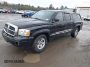 ✅ 2005 Dodge Dakota SLT • VIN: 1D7HW48NX5S227299 • Lot: 43797431. Listed on IAAI with 147,952 mi. Free auction sales archive from the USA and detailed vehicle history report at DreamBid. Image 2.