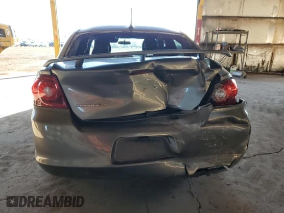 ✅ 2012 Dodge Avenger SE • VIN: 1C3CDZAB1CN111576 • Lot: 79935394. Wystawiony na Copart z przebiegiem 174 367 mil. Bezpłatny archiwum sprzedaży aukcyjnych z USA i szczegółowy raport historii pojazdu na DreamBid. Zdjęcie 6.