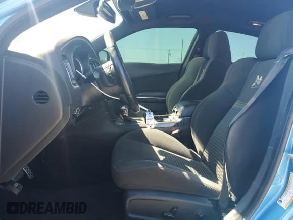 ✅ 2019 Dodge Charger Scat Pack • VIN: 2C3CDXGJ9KH510696 • Lot: 53519565. Listed on Copart with 84,487 mi. Free auction sales archive from the USA and detailed vehicle history report at DreamBid. Image 7.