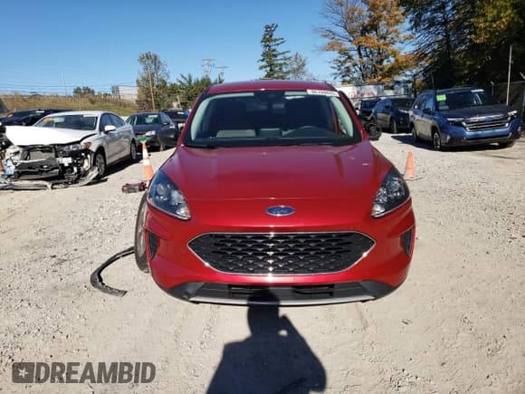 ✅ 2022 Ford Escape SE • VIN: 1FMCU9G68NUB56508 • Lot: 86709845. Wystawiony na Copart z przebiegiem 28 500 mil. Bezpłatny archiwum sprzedaży aukcyjnych z USA i szczegółowy raport historii pojazdu na DreamBid. Zdjęcie 5.