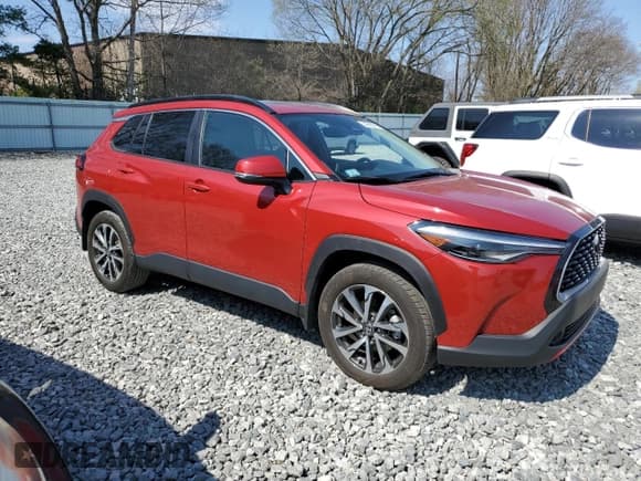 ✅ 2024 Toyota Corolla Cross XLE • VIN: 7MUDAABG0RV087879 • Lot: 54299545. Listed on Copart with 11,273 mi. Free auction sales archive from the USA and detailed vehicle history report at DreamBid. Image 4.