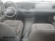 ✅ 2004 Ford Police Interceptor Base w/3.27 Axle • VIN: 2FAHP71W44X116499 • Лот: 70536565. Опубликован ранее на Copart с пробегом 101 221 миль. Бесплатный доступ к архиву аукционных продаж из США и подробный отчёт об истории автомобиля на DreamBid. Изображение 8.