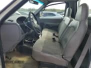 ✅ 1997 Ford F-150 • VIN: 1FTDF1727VNC20744 • Lot: 82264605. Wystawiony na Copart z przebiegiem 163 329 mil. Bezpłatny archiwum sprzedaży aukcyjnych z USA i szczegółowy raport historii pojazdu na DreamBid. Zdjęcie 7.