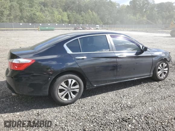 ✅ 2015 Honda Accord LX • VIN: 1HGCR2F34FA034866 • Lot: 82206905. Listed on Copart with 143,905 mi. Free auction sales archive from the USA and detailed vehicle history report at DreamBid. Image 3.