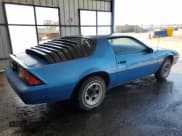 ✅ 1985 Chevrolet Camaro • VIN: 1G1FP87S2FL486452 • Лот: 69362265. Опубликован ранее на Copart с пробегом 40 161 миль. Бесплатный доступ к архиву аукционных продаж из США и подробный отчёт об истории автомобиля на DreamBid. Изображение 3.